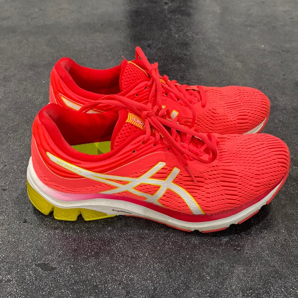 ASICS Gel Plus amplifoam running shoes size 8